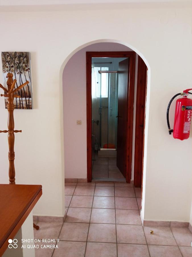 אגיוס גיורגיוס פגון Cozy Apartment Few Mins From Beach Corfu מראה חיצוני תמונה