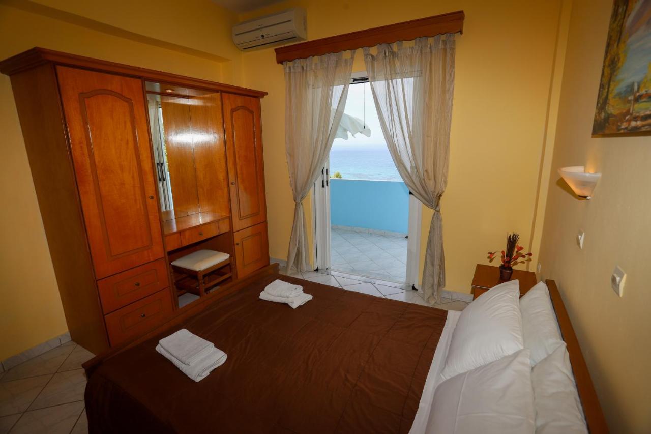 אגיוס גיורגיוס פגון Cozy Apartment Few Mins From Beach Corfu מראה חיצוני תמונה